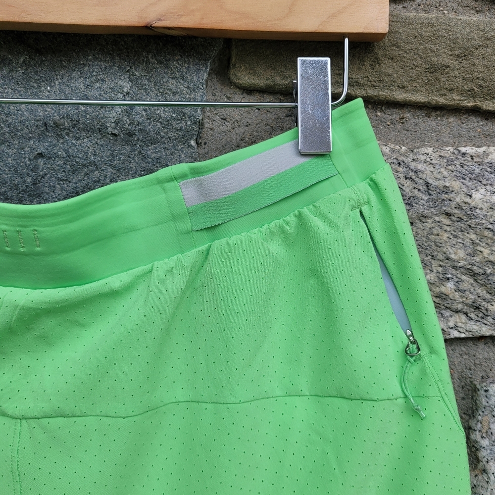 Lululemon Fast And Free Shorts - Picture 11 of 15
